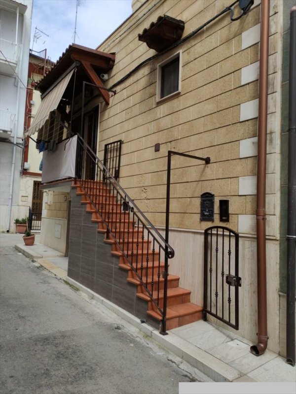 casa indipendente in vendita a Cerignola