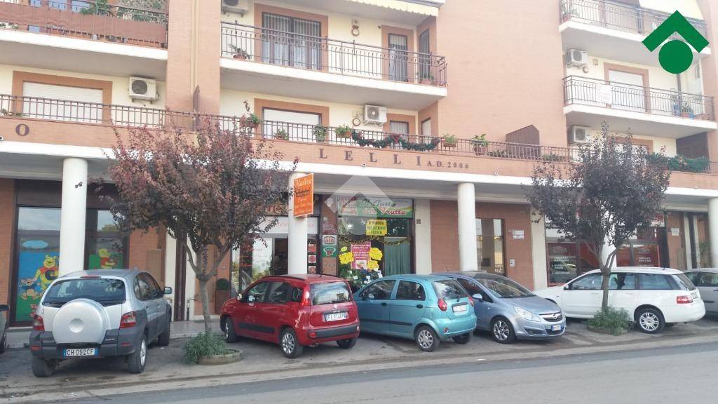 negozio in vendita a Cerignola