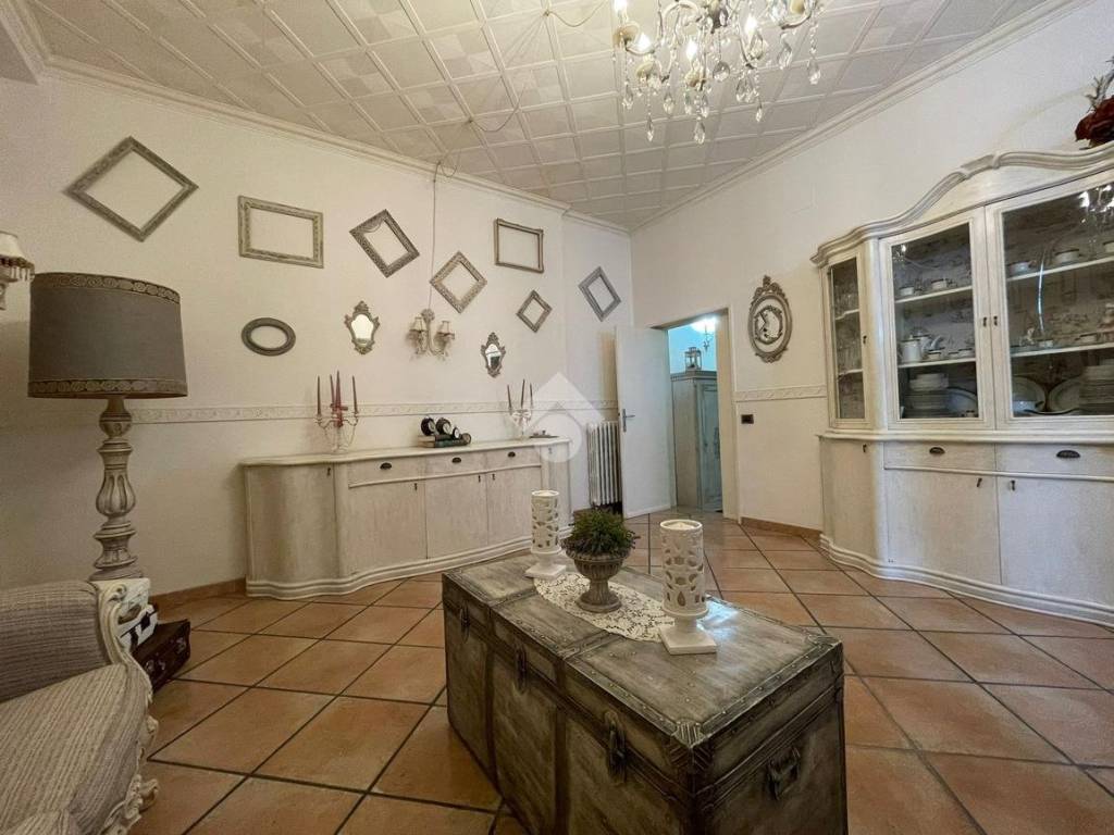 intera palazzina in vendita a Cerignola in zona Centro Città
