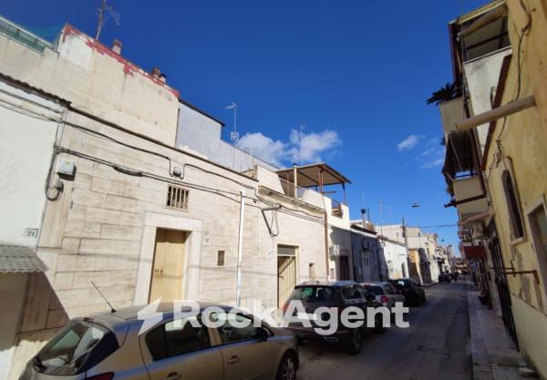 casa indipendente in vendita a Cerignola in zona Centro Città