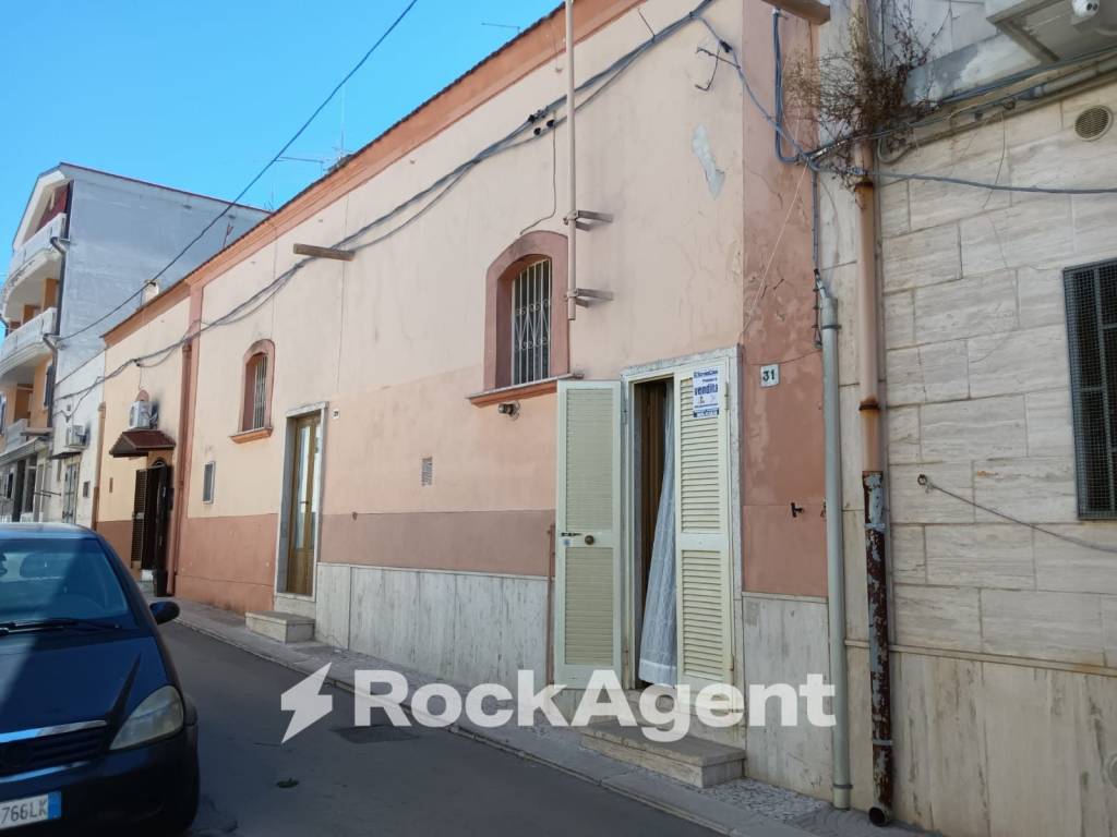 casa indipendente in vendita a Cerignola in zona Centro Città