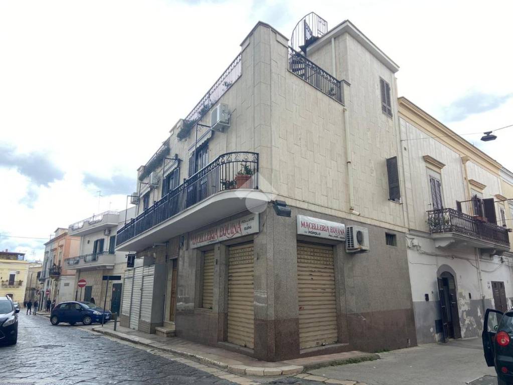 negozio in vendita a Cerignola