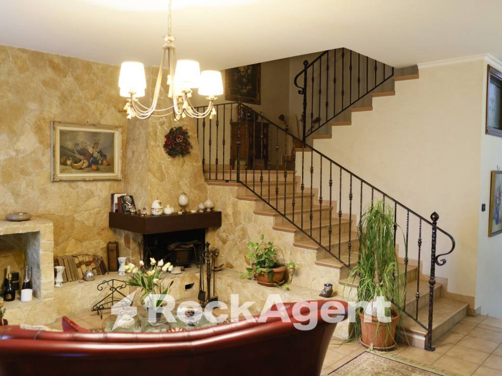 casa indipendente in vendita a Cerignola