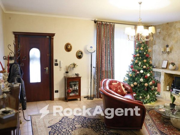 casa indipendente in vendita a Cerignola