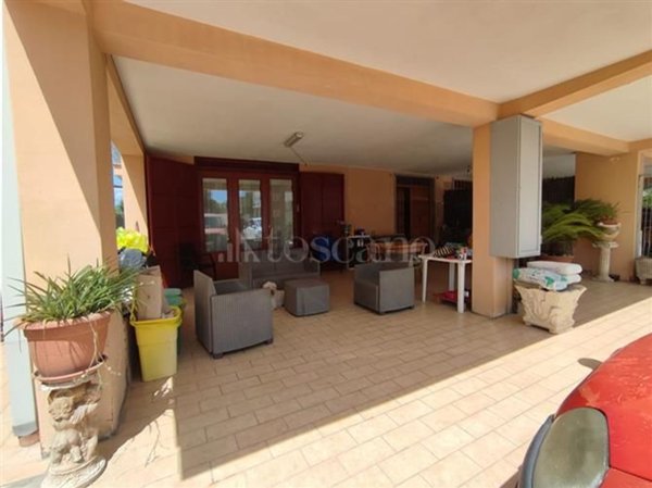 casa indipendente in vendita a Cerignola