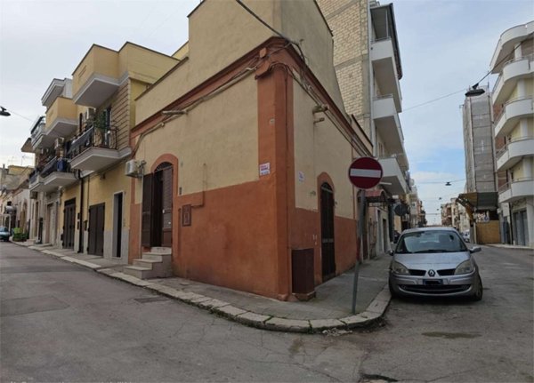 casa indipendente in vendita a Cerignola