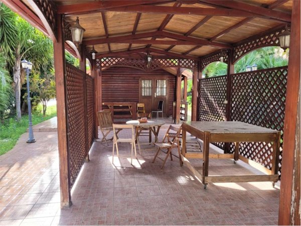 casa indipendente in vendita a Cerignola
