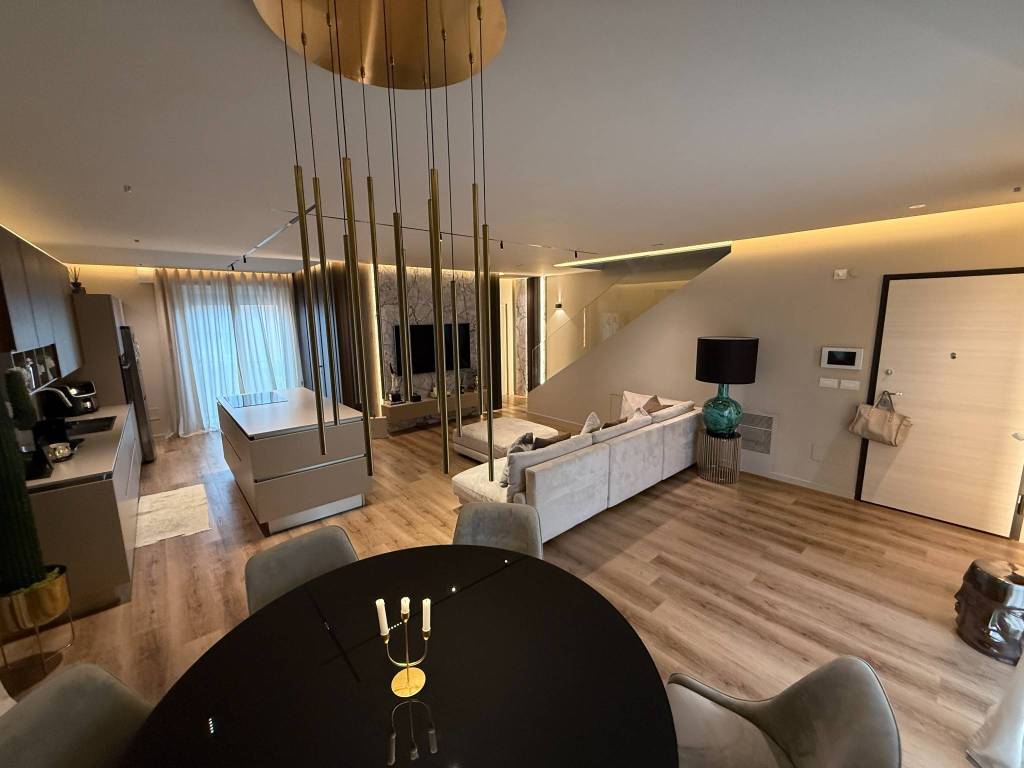 casa indipendente in vendita a Cerignola