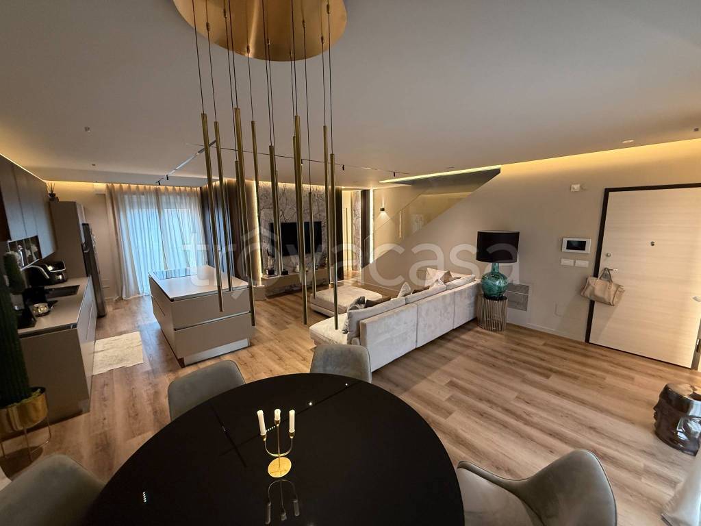 casa indipendente in vendita a Cerignola