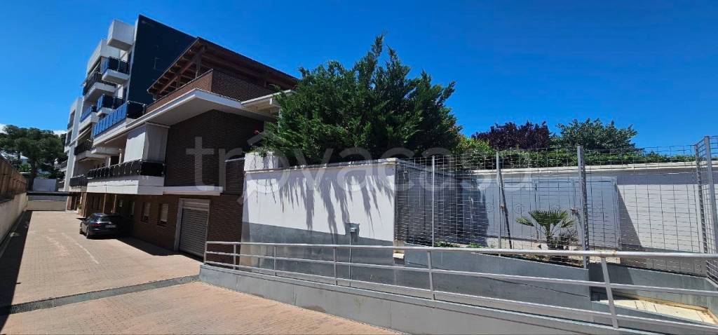 casa indipendente in vendita a Cerignola