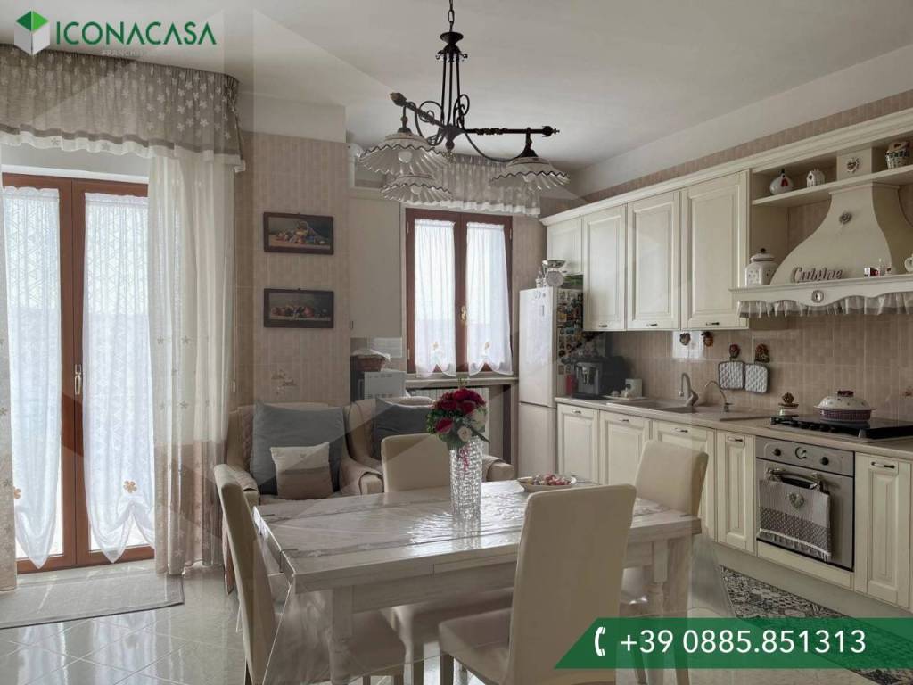 appartamento in vendita a Cerignola in zona Centro Città
