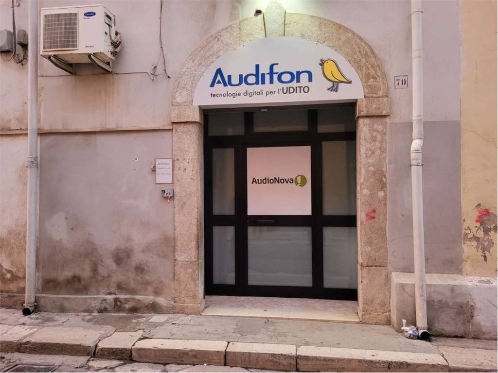 casa indipendente in vendita a Cerignola