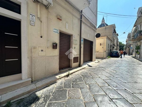 negozio in vendita a Cerignola in zona Centro Città