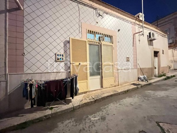 casa indipendente in vendita a Cerignola