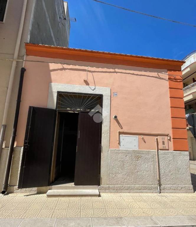 casa indipendente in vendita a Cerignola