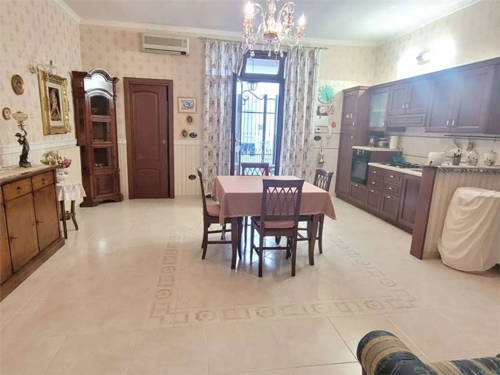 casa indipendente in vendita a Cerignola in zona Centro Città