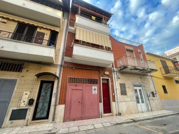 casa indipendente in vendita a Cerignola