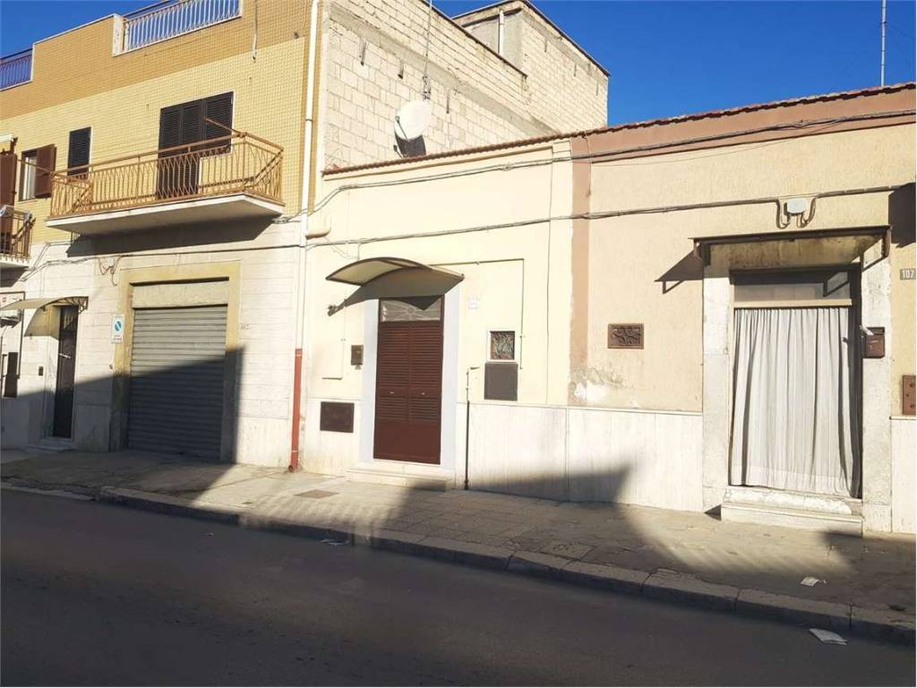 casa indipendente in vendita a Cerignola