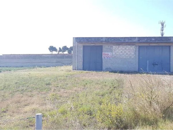 negozio in vendita a Cerignola