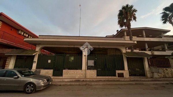 casa indipendente in vendita a Cerignola