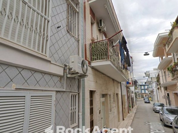 intera palazzina in vendita a Cerignola