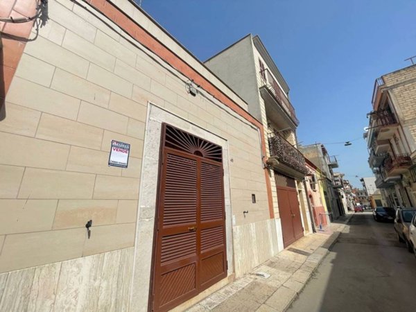 casa indipendente in vendita a Cerignola