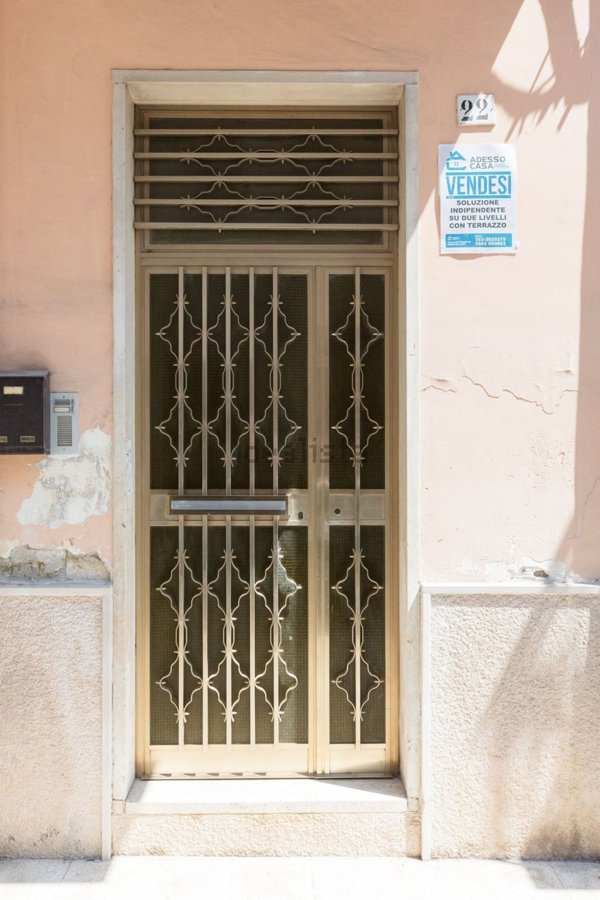 casa indipendente in vendita a Cerignola