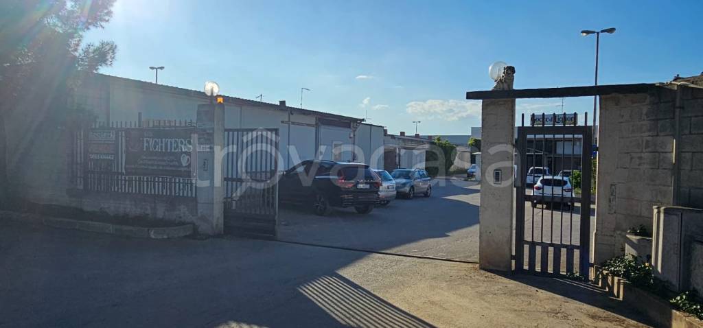 capannone in vendita a Cerignola