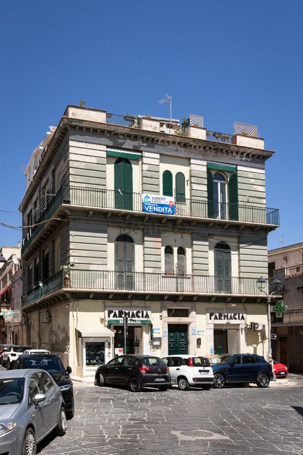 appartamento in vendita a Cerignola in zona Centro Città