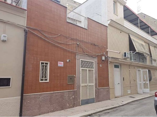 casa indipendente in vendita a Cerignola