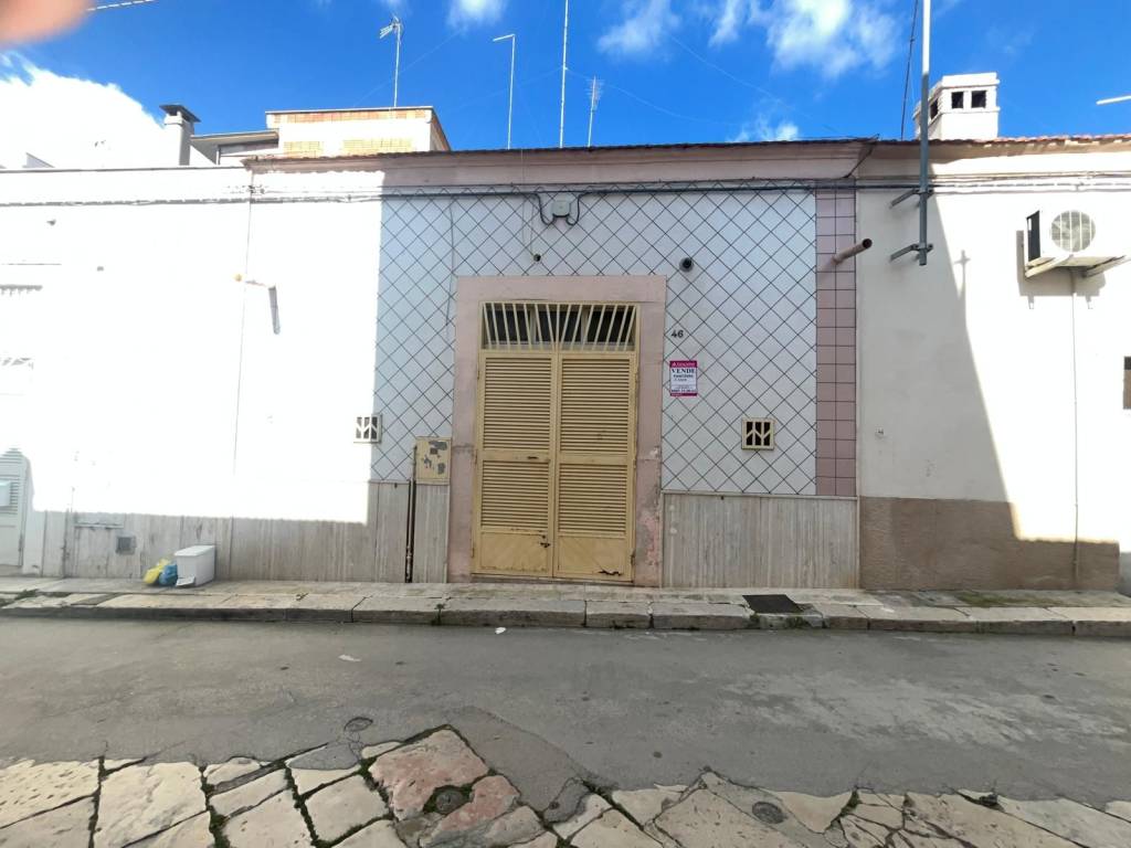casa indipendente in vendita a Cerignola