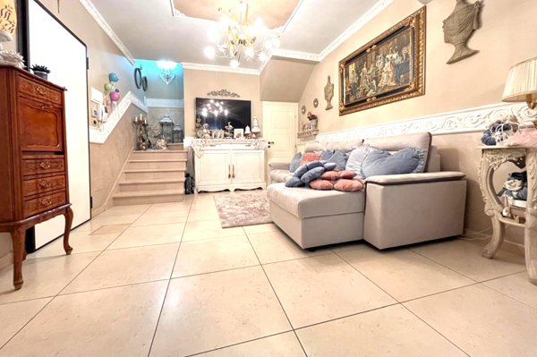 casa indipendente in vendita a Cerignola