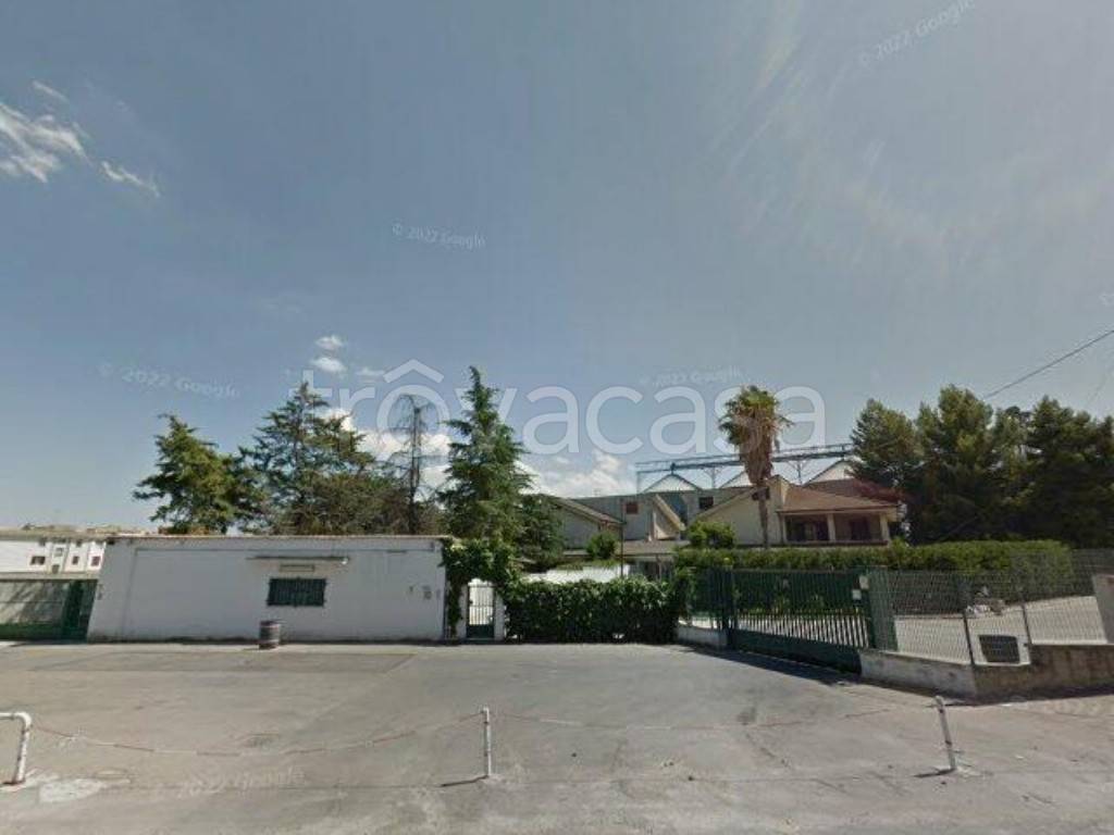 locale commerciale in vendita a Cerignola