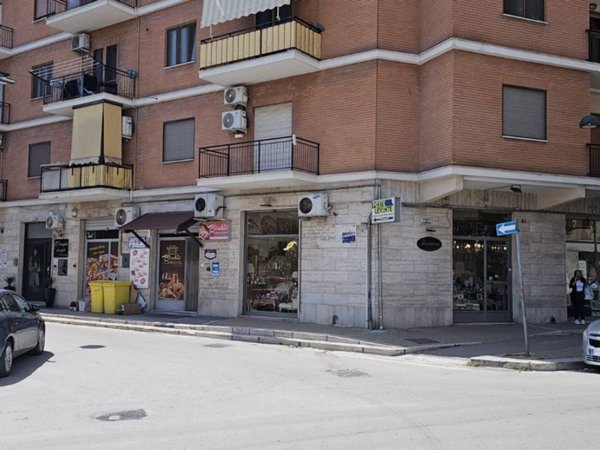negozio in vendita a Cerignola