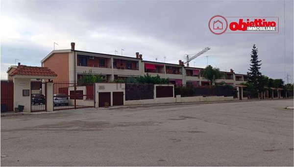 casa indipendente in vendita a Cerignola