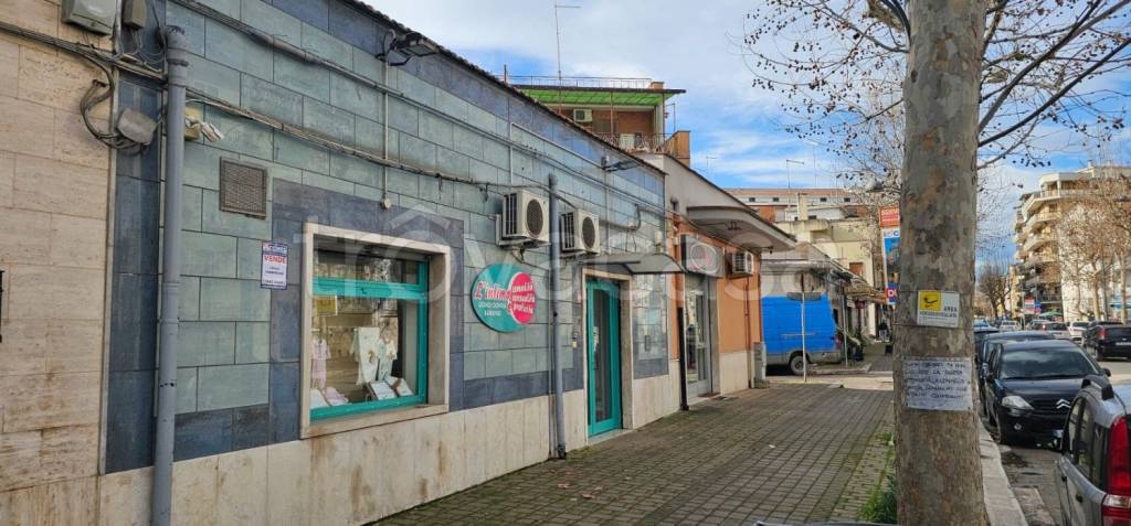 negozio in vendita a Cerignola