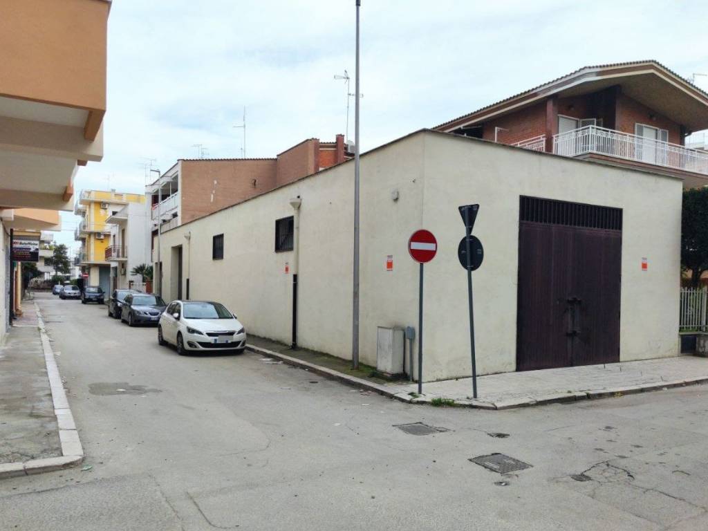 negozio in vendita a Cerignola