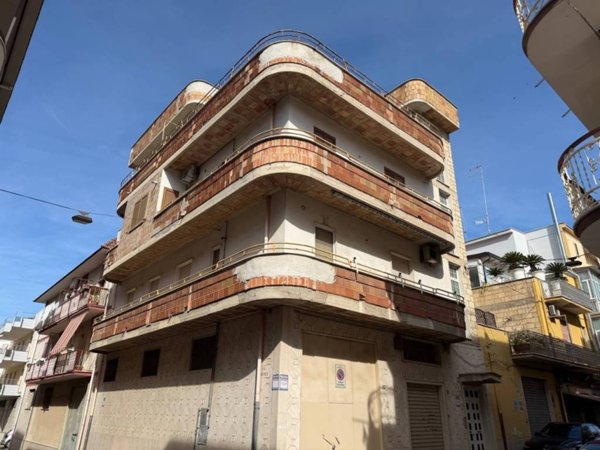 intera palazzina in vendita a Cerignola