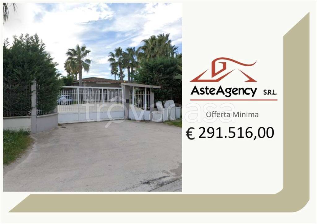 casa indipendente in vendita a Cerignola