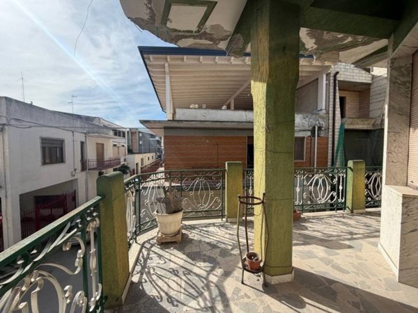 casa indipendente in vendita a Cerignola