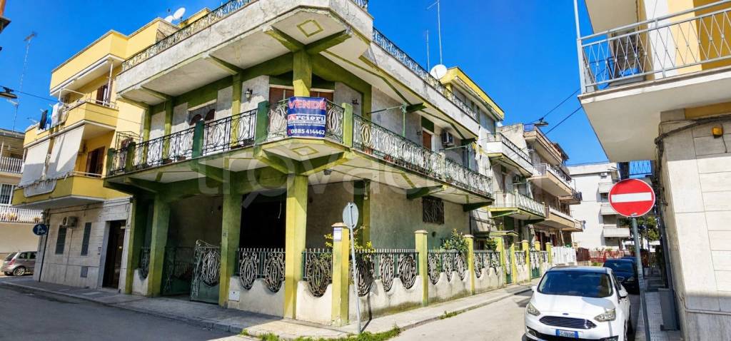 casa indipendente in vendita a Cerignola