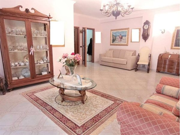 intera palazzina in vendita a Cerignola