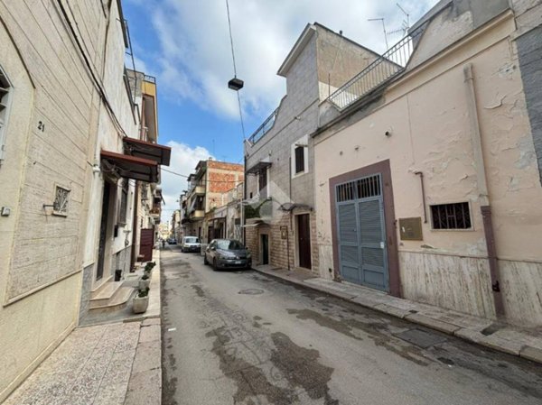 casa indipendente in vendita a Cerignola