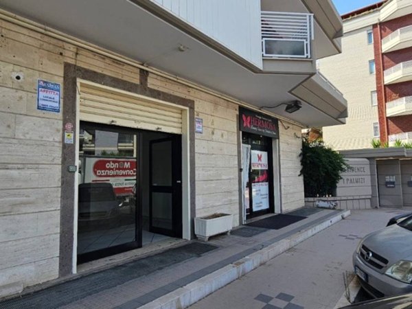 negozio in vendita a Cerignola