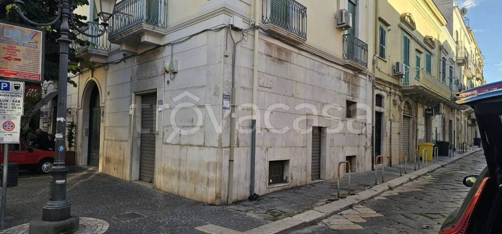 negozio in vendita a Cerignola in zona Centro Città