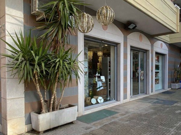 negozio in vendita a Cerignola
