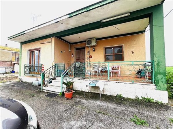 quadrivano in vendita a Cerignola in zona Tressanti