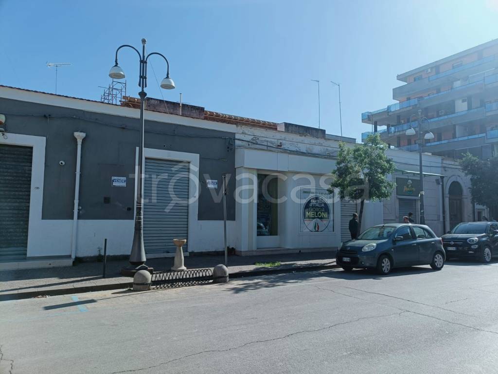 negozio in vendita a Cerignola in zona Centro Città