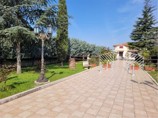 casa indipendente in vendita a Cerignola