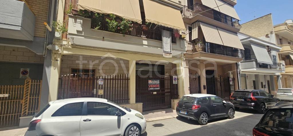casa indipendente in vendita a Cerignola
